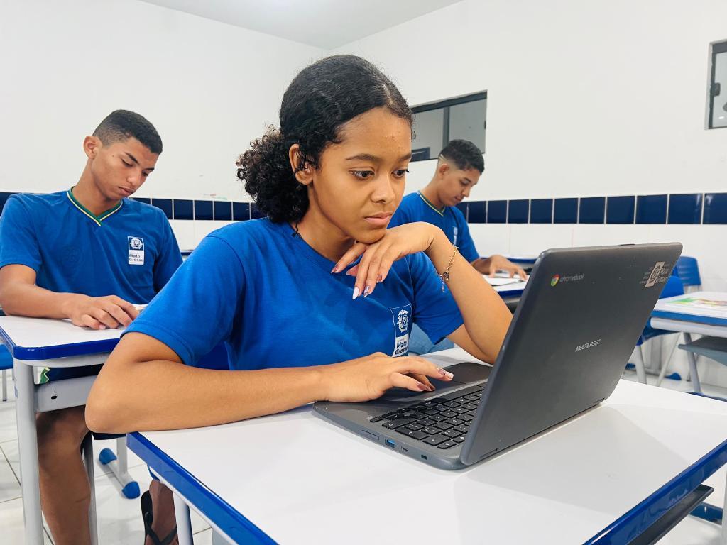 Seduc lança programa de recomposição da aprendizagem para estudantes do Ensino Médio em Mato Grosso